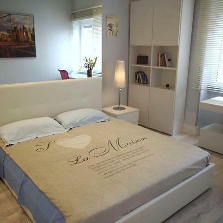 Metro A Modern Apartment Rzym Zewnętrze zdjęcie